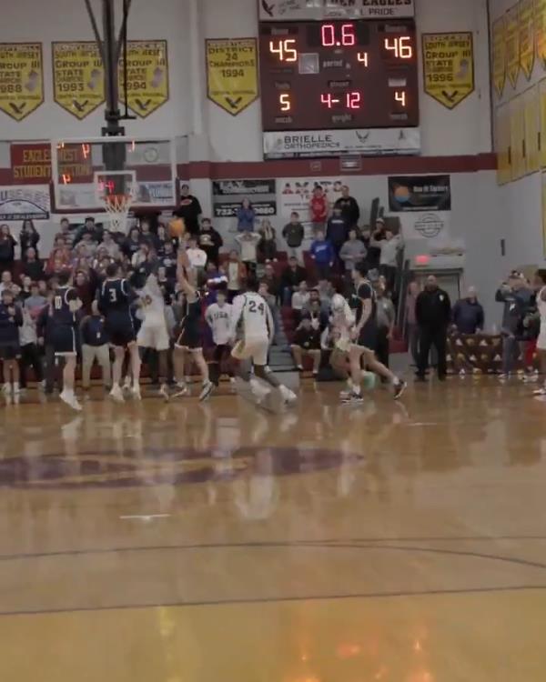 It appeared a buzzer-beater gave Manasquan the win.