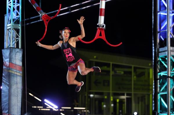 Thorne competing in American Ninja Warrior's 2018 qualifying round in Minneapolis.