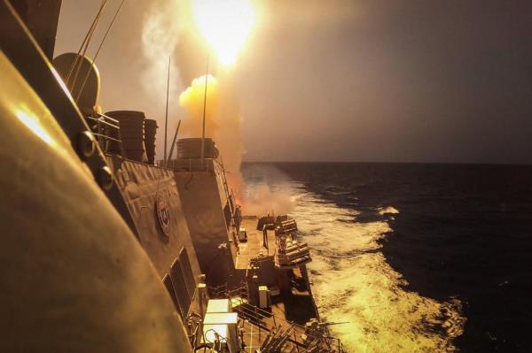 US Navy ship in Red Sea