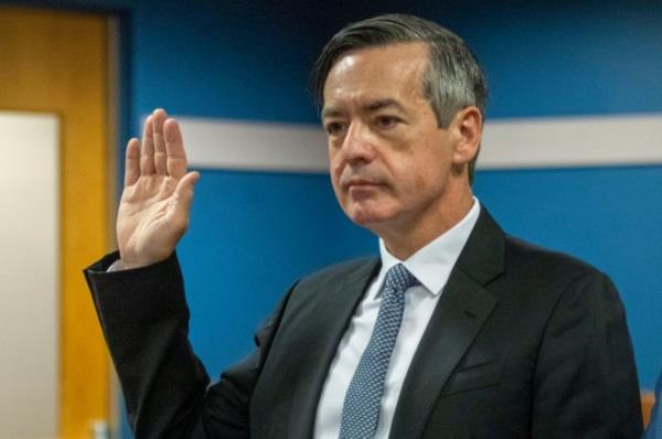 Lawyer Kenneth Chesebro is sworn in during a plea deal hearing, Friday, Oct. 20, 2023, at the Fulton County Courthouse in Atlanta. Chesebro, who was was charged alo<em></em>ngside former President Do<em></em>nald Trump and 17 others with violating the state's anti-racketeering law in efforts to overturn Trump's loss in the 2020 election in Georgia, pleaded guilty to a felony just as jury selection was getting underway in his trial. (Alyssa Pointer/Pool Photo via AP)