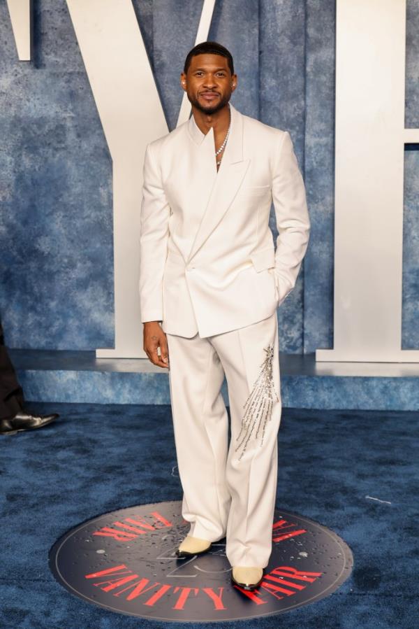 Usher attends the 2023 Vanity Fair Oscar Party.