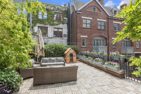 washington mews home lists