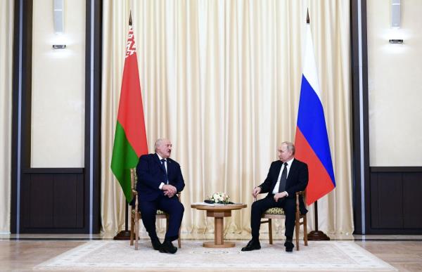 Russian President Vladimir Putin (R) meets with his Belarusian counterpart Alexander Lukashenko at the Novo-Ogaryovo state residence, outside Moscow, on February 17, 2023