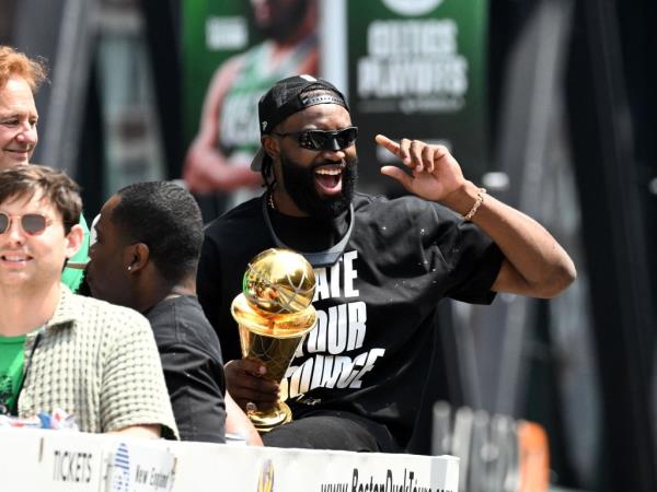 Celtics star Jaylen Brown during the Celtics' champio<em></em>nship parade.