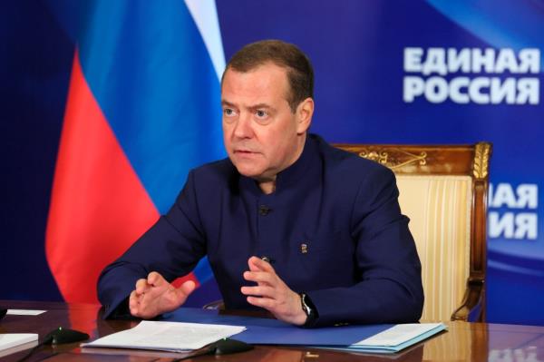 Russian Security Council Deputy Chairman and the head of the United Russia party Dmitry Medvedev chairs a second meeting of the internatio<em></em>nal organizing committee for the informal association of political parties and social forces 