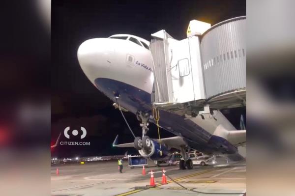 JetBlue plane tipped backward at JFK