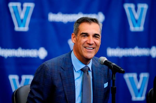 Former Villanova head coach Jay Wright is a 'stealth candidate' to become the next coach of the Lakers, lo<em></em>ngtime NBA reporter Marc Stein wrote over the weekend.