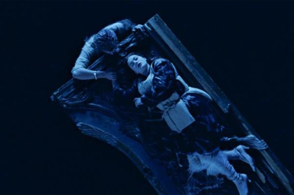 In the film, the door makes its appearance toward the end of the film when Rose (Kate Winslet) and Jack Dawson (Leo<em></em>nardo DiCaprio) attempt to lie on the piece of wood while awaiting rescue shortly after the RMS Titanic sank. 