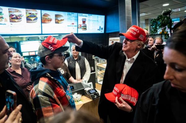 Do<em></em>nald Trump at McDonald's