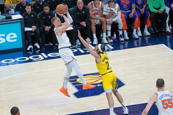 Do<em></em>nte DiVincenzo scored 35 points on Friday for the Knicks.