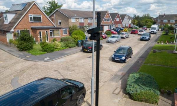 15/08/23 Pictured: ULEZ Camera on Headley Close Headley Close, Kingston has recently had a ULEZ Camera installed. Headley Close is a cul de sac Mailo<em></em>nline gets reaction from locals a<em></em>bout the new camera.